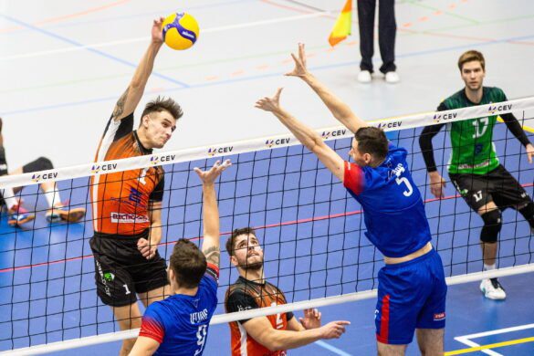 VC Lorentzweiler - CSA Steaua 3-0 (16-25, 16-25, 17-25) FOTO CEV